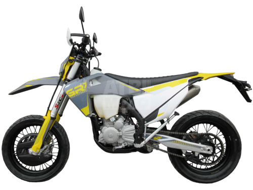 Мотоцикл GR7 F300L (4T NB300) Motard (2024 г.) ПТС Мотоцикл GR7 F300L (4T NB300) Motard (2024 г.) ПТС